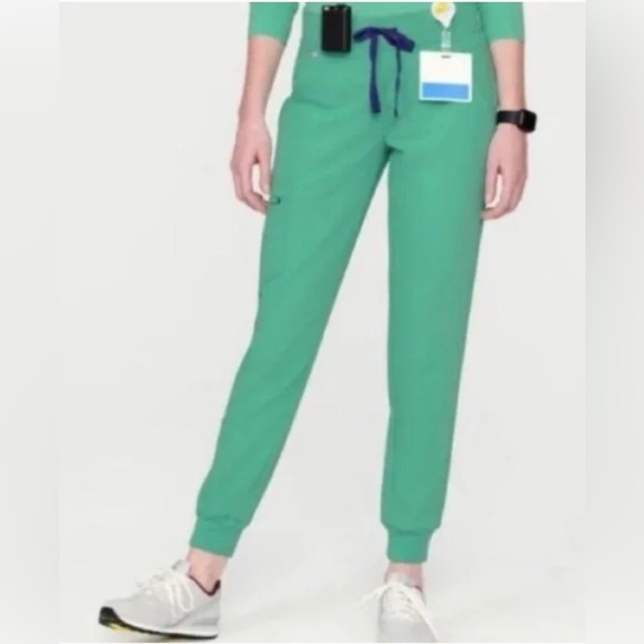 Figs Pants - FIGS Women's Zamora 2.0 Jogger Pants TALL - Surgical Green Color - Size S - NWT